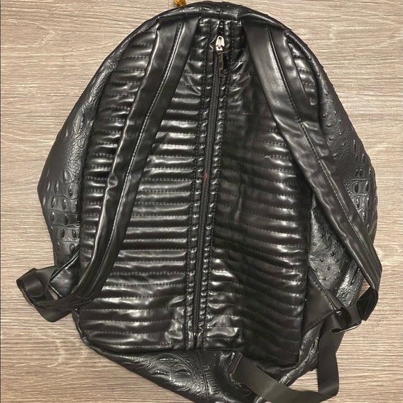 MIDNIGHT OSTRICH ANTI-THEFT BACKPACK (LARGE) - Picture 2 of 3